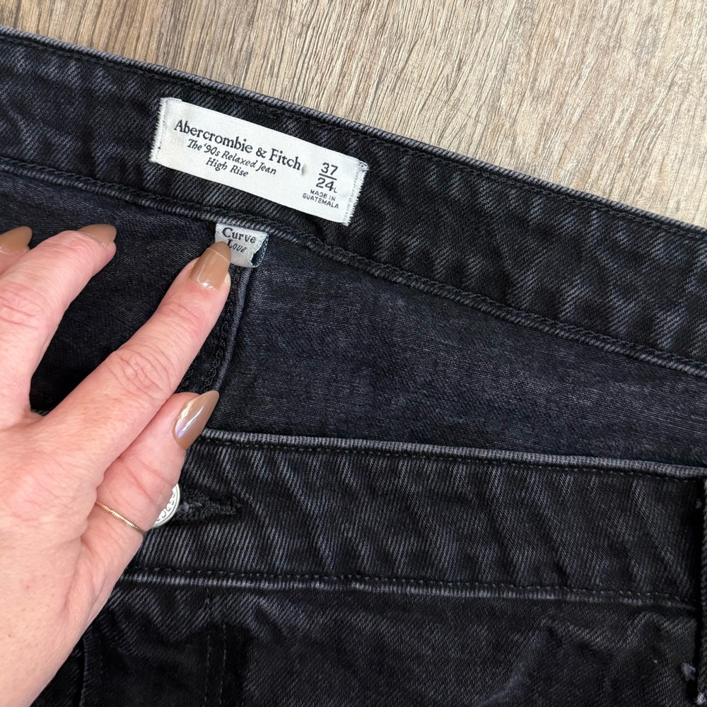 Abercrombie & Fitch Black High-Rise Straight Jeans with Front Slits Long Inseam - Picture 2 of 12